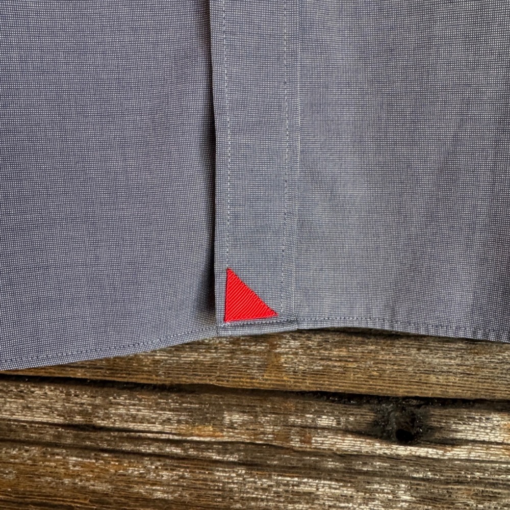 UNTUCKit Blue Gray Button Down Shirt XXL Relaxed Fit Wrinkle Free - Picture 2 of 8